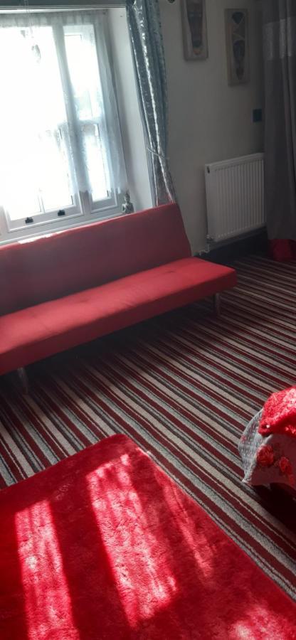 Apartamento The Saracens Head Old Lounge Skegness Exterior foto